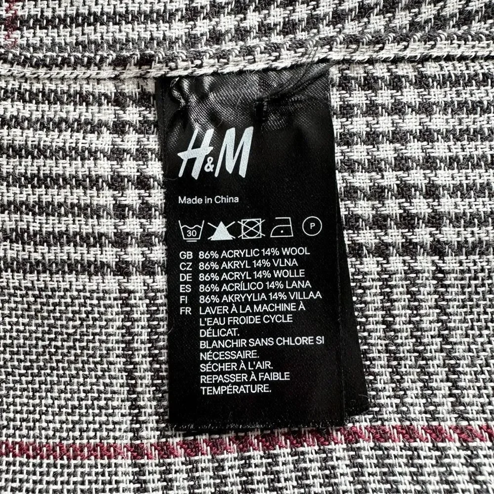 🔃H&M Men's Gray Plaid Patterned Scarf